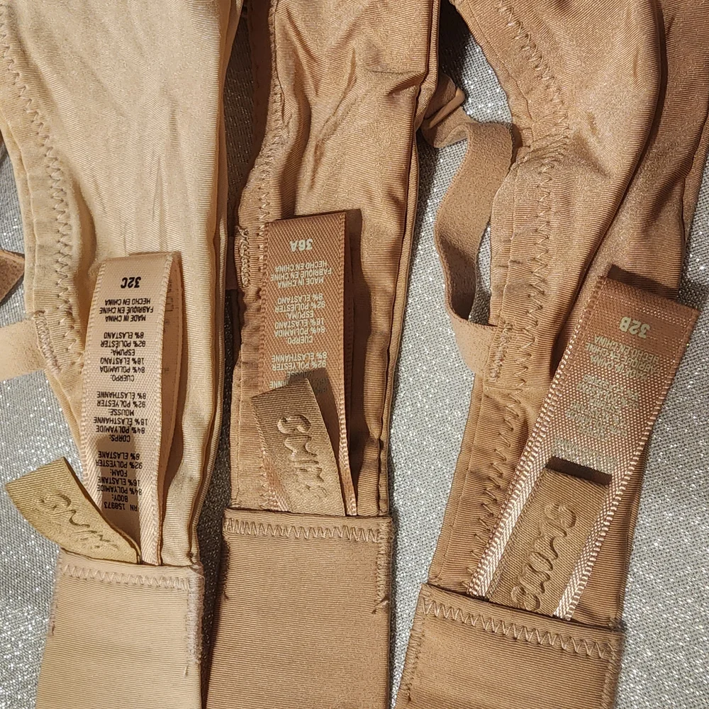 SKIMS. T-SHIRT DEMI BRA Neutral Tone Bras - Picture 6 of 8